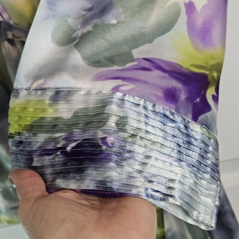 Morgan Taylor Intimates Floral Robe - Purple and Green - Picture 9 of 13